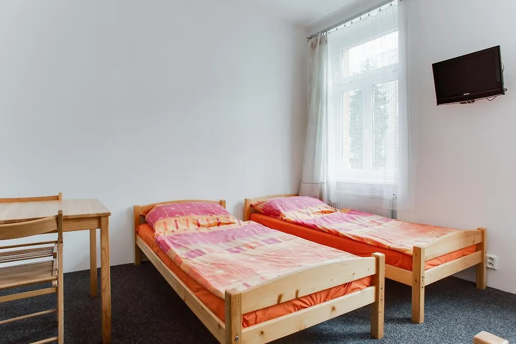 Holeckova Hostel Praha 0*,