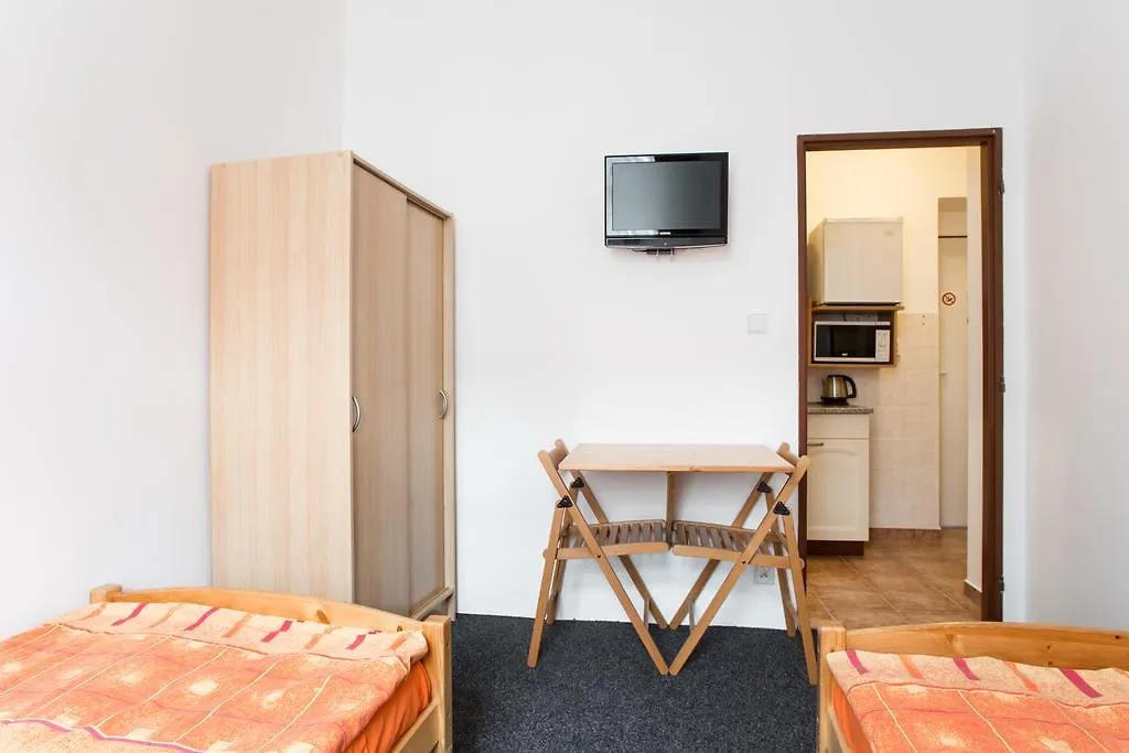 Holeckova Hostel Praha