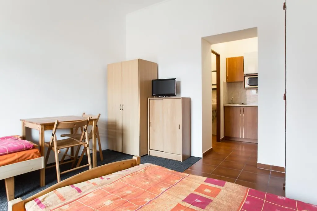 Holeckova Hostel Praha