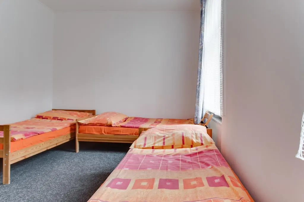 Holeckova Hostel Praha