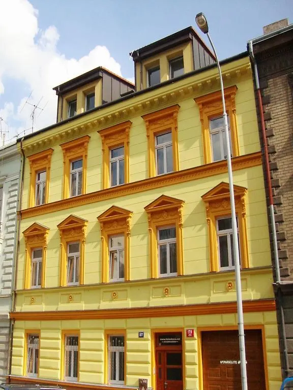 Holeckova Hostel Praha