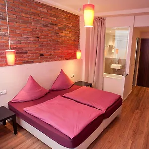 3* Hotell Purpur